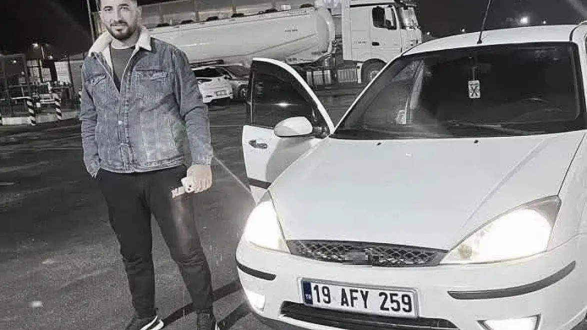 Canlı Yayın Yaparken Canından Oldu!