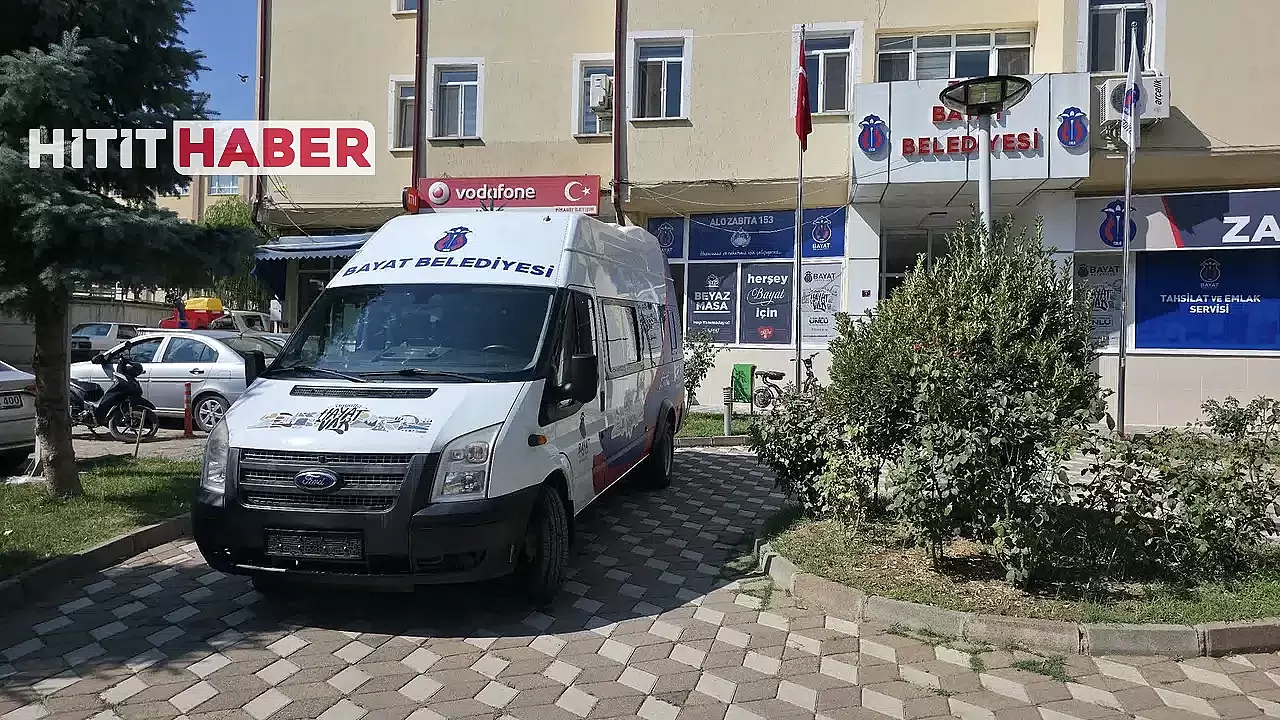 Bayat Belediyesi'nin araç filosuna yeni servis aracı eklendi, hizmet kalitesi artacak!