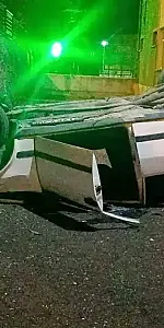 Otomobil 3 Metrelik İstinat Duvarından Okul Bahçesine Uçtu!