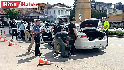Çorum'da Polis Şok Uygulaması: 8 Kişi Yakalandı, 33 Silah Ele Geçirildi